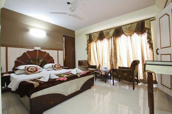 Hotel Heera International Калькутта Экстерьер фото