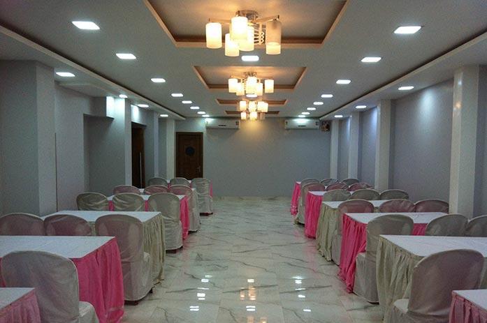 Hotel Heera International Калькутта Экстерьер фото